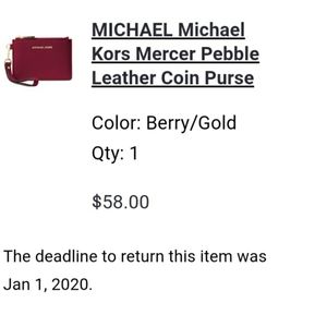 Michael kors wristlet